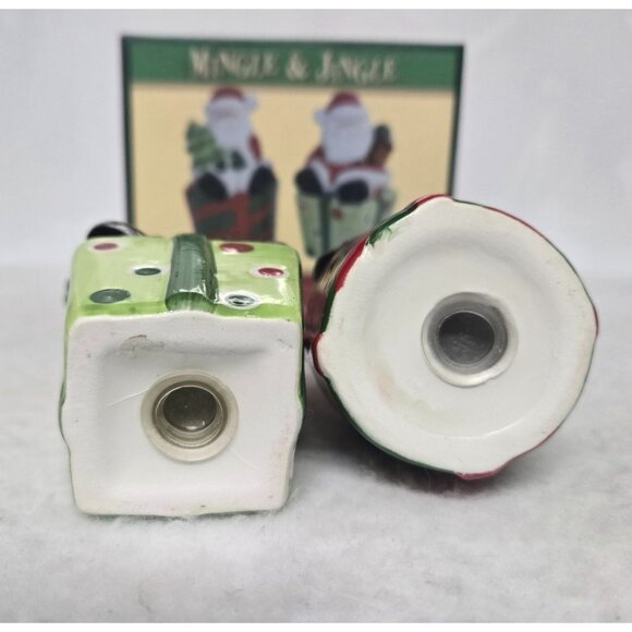 Cracker Barrel Mingle & Jingle Santa Salt & Pepper Shaker Set in Original Box - Picture 3 of 14